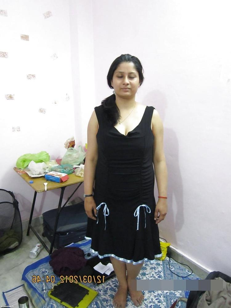 25P Desi Beautiful Girls &amp; Aunties