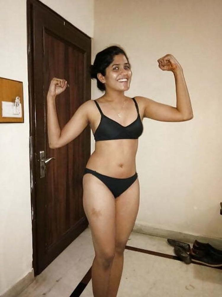 15P Desi girl chandni nude