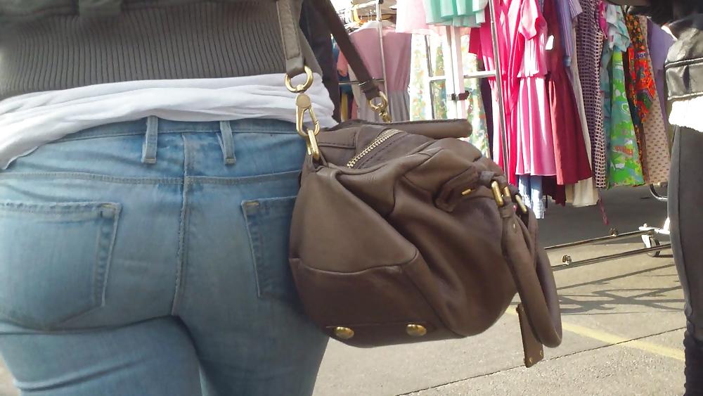 25P Sexy teen butt & ass in tight blue jeans 