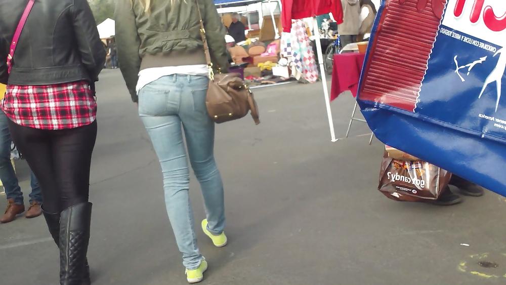 25P Sexy teen butt & ass in tight blue jeans 