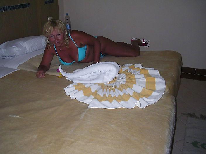 8P Irina - russian suburban mature beauty
