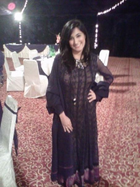 15P Desi Paki Girl Rubbia Moten Nude Webcam Snaps Leaked