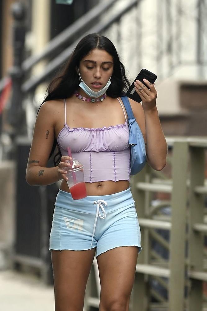 18P Lourdes Leon hard nipples, hairy under arms