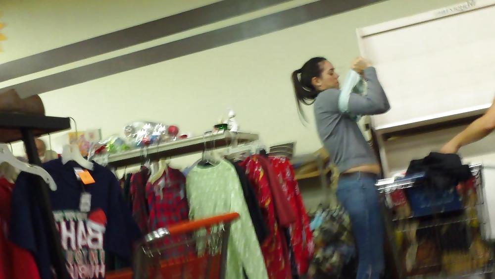 17P Sexy big teen butt & ass in bulging blue jeans