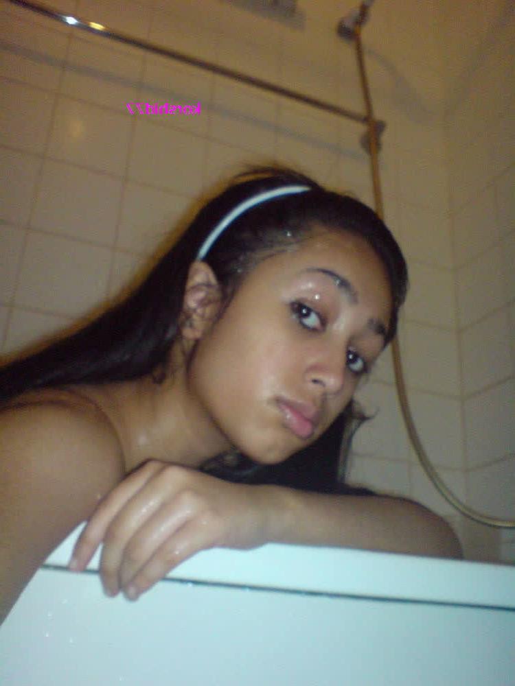 25P Desi sexy bhabhi 2