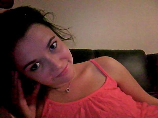 25P Busty amateur french slut wants your comments
