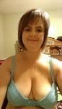 25P Desperate Women Lacking Confidence