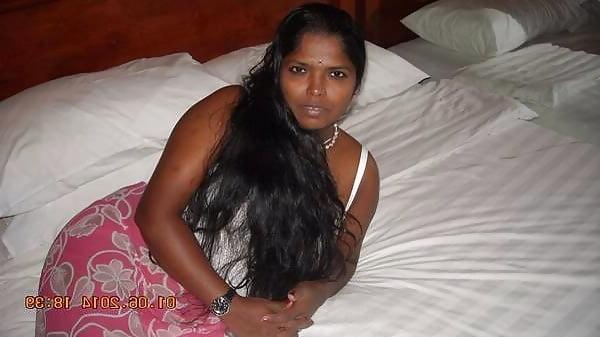 25P Dark Desi Girl Fucks Foreigner