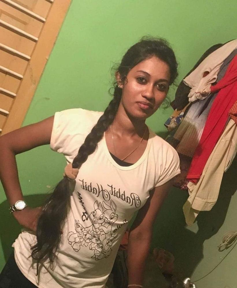 19P Tamil Village beauty