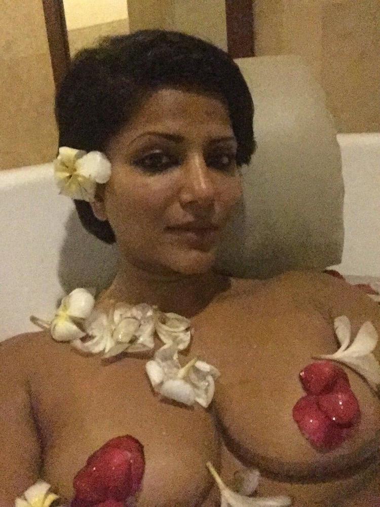 25P WNE 918 - Good Genetics - Indian Desi Version