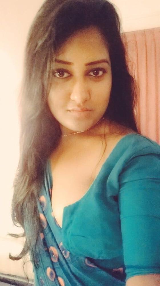 8P Policz aaliya mom a natural beauty