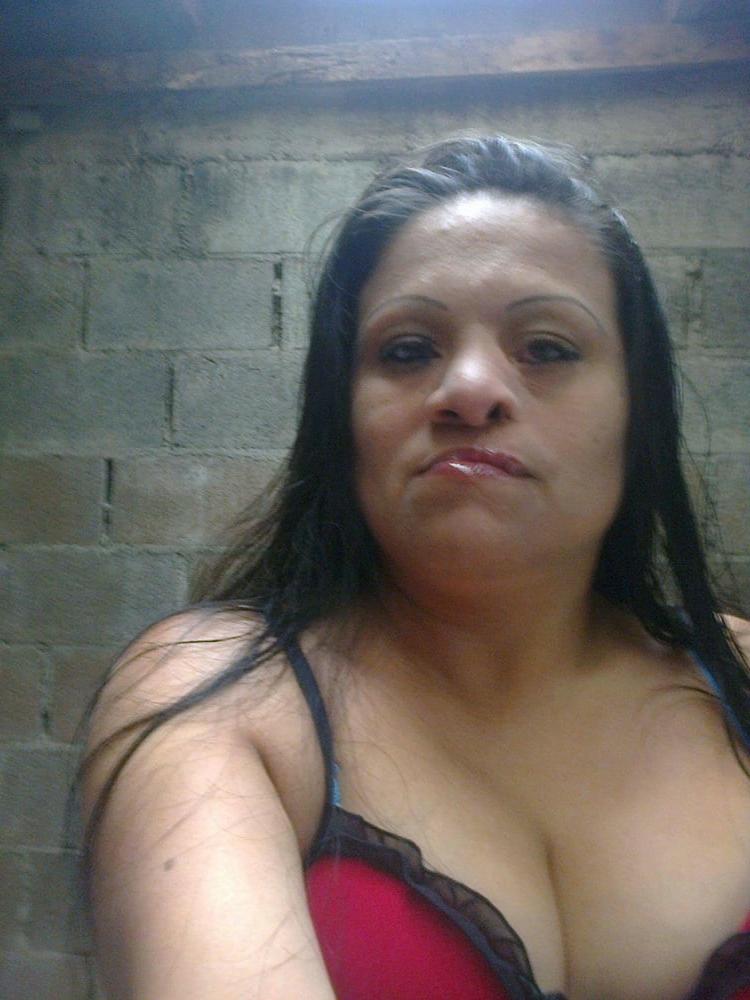 25P BUSTY BBWS FFF