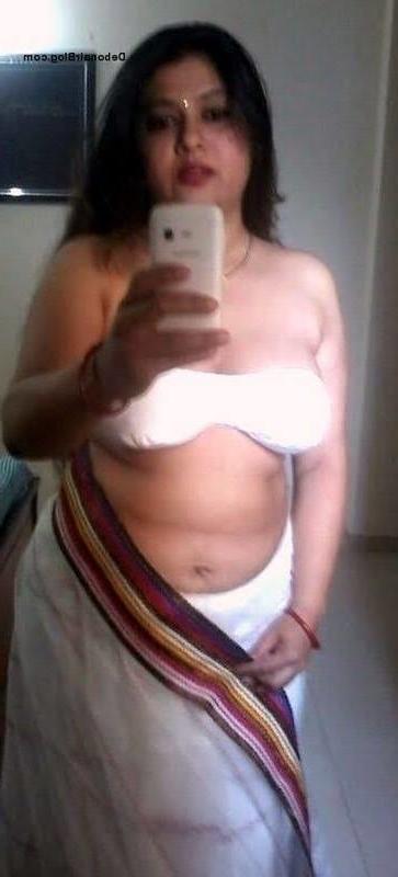 25P Desi Aunty navel show collections