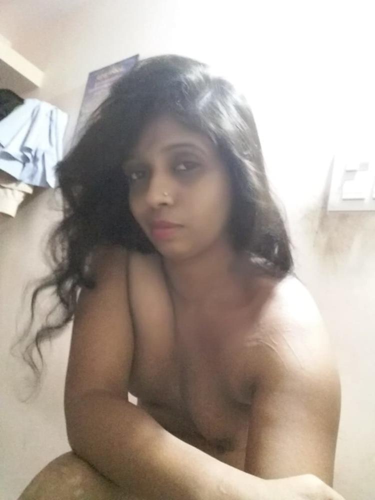 25P Desi Horny Kamal Bhabhi