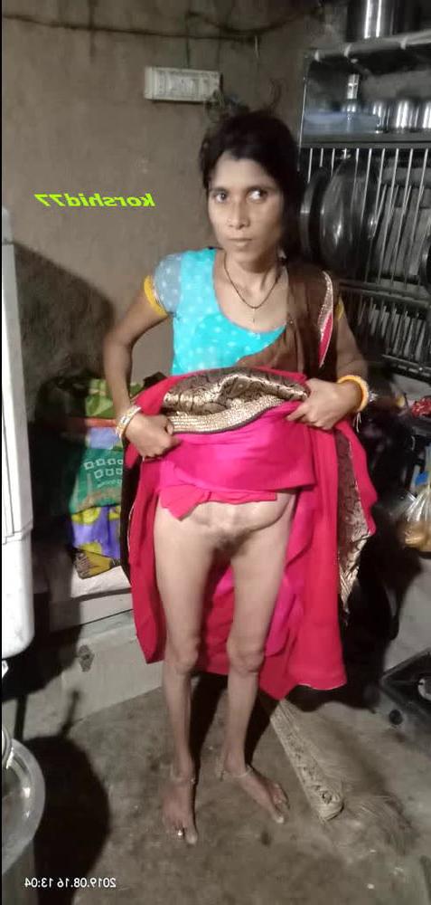 25P Desi Village MILF Mature 2