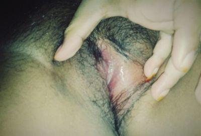 11P desi chasmish girl