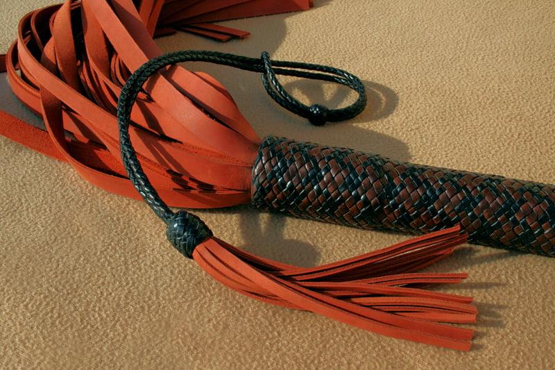 7P Red Vulcan Heavy Flogger
