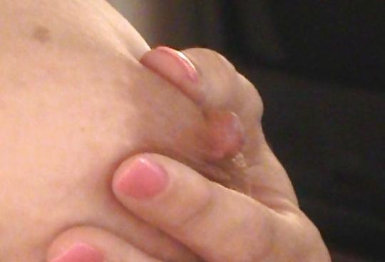25P Nipple Squeezing