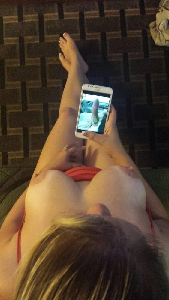 25P Gorgeous and Busty Mature Ladies 21
