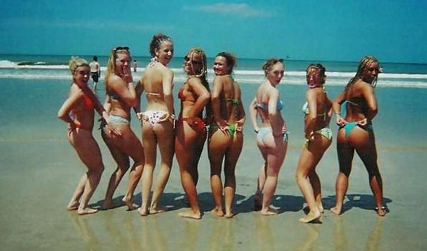 25P Upskirts & Asses 3