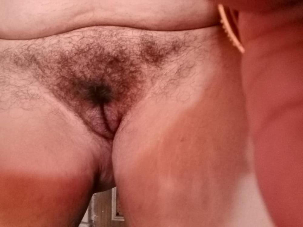 8P DESI AUNTY