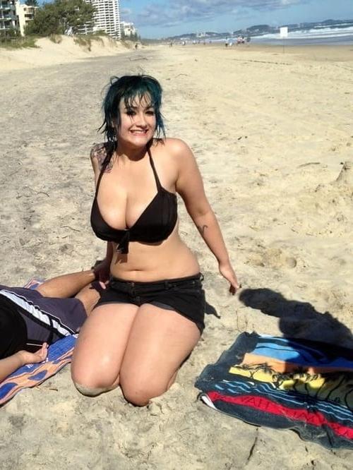 25P Gorgeous and Busty Mature Ladies 20