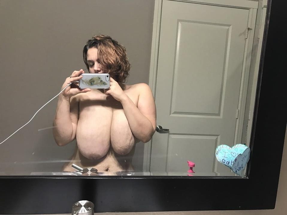 25P Erotic beauty 37