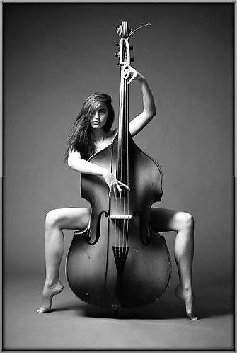 11P Double Bass