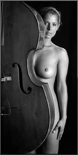 11P Double Bass