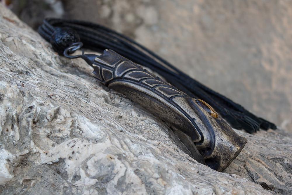 9P Gavial. 12-tail leather braided flogger.