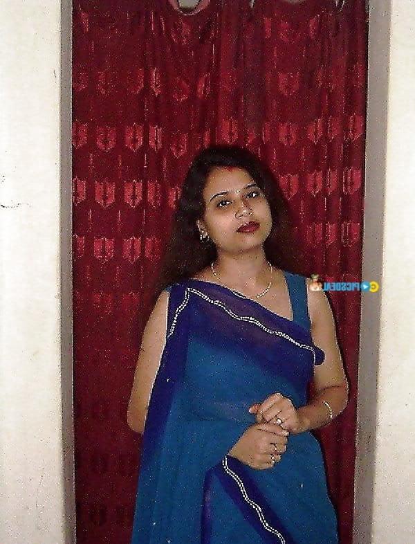 25P desi village old bhabhi