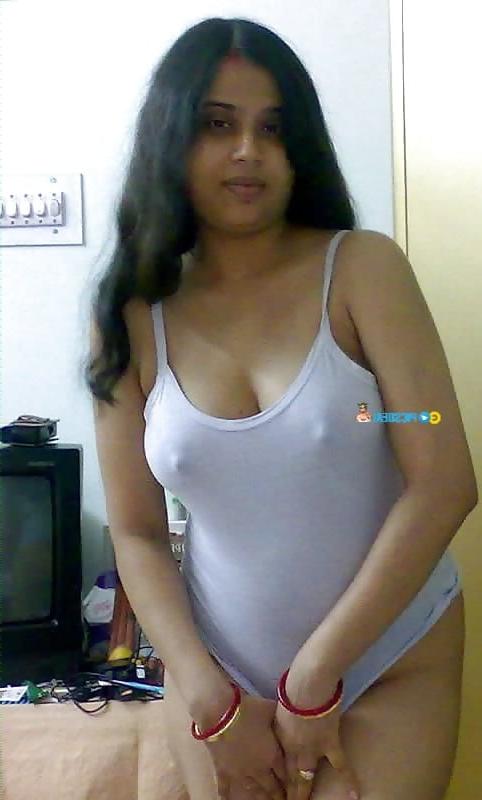 25P desi village old bhabhi