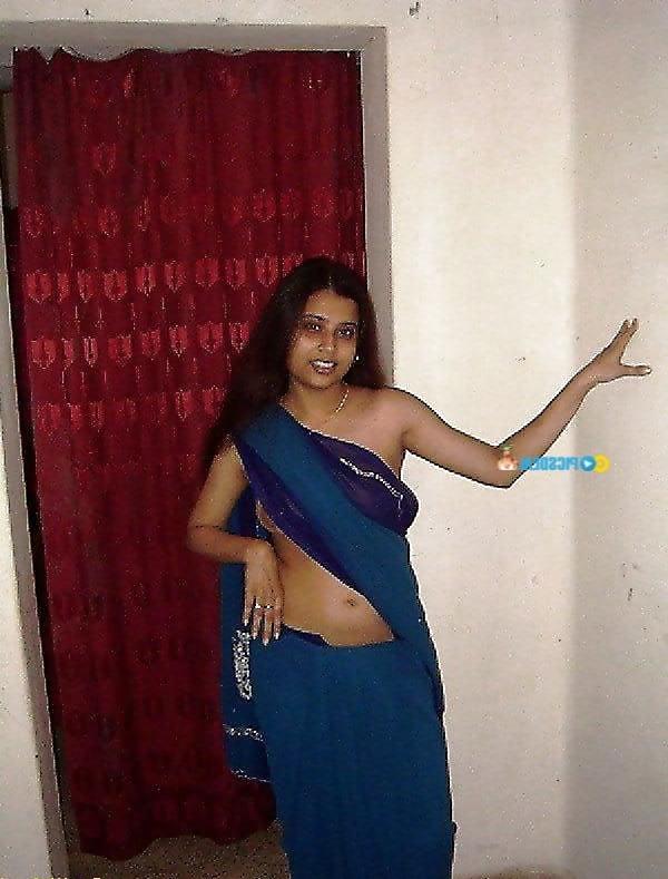 25P desi village old bhabhi