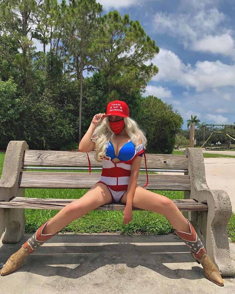 15P Florida Babe For Trump 2020