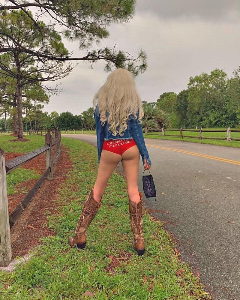 15P Florida Babe For Trump 2020
