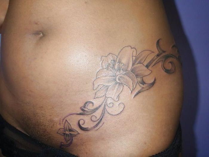 15P Woman tatoo
