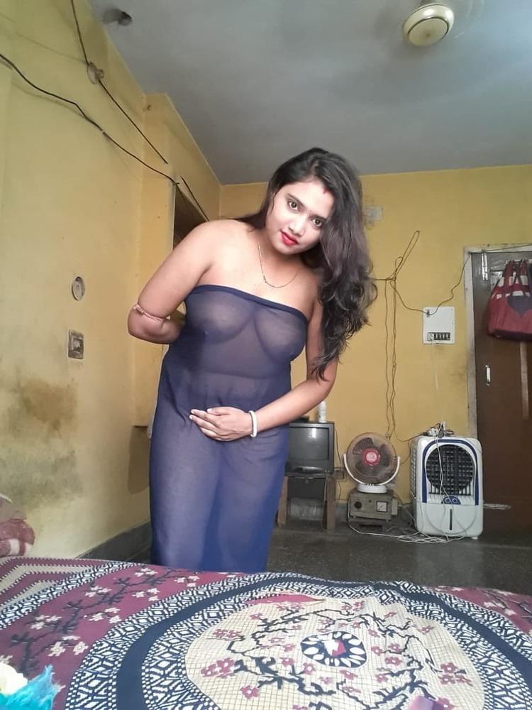 19P Indian desi whore pics shared on whatsapp(118)