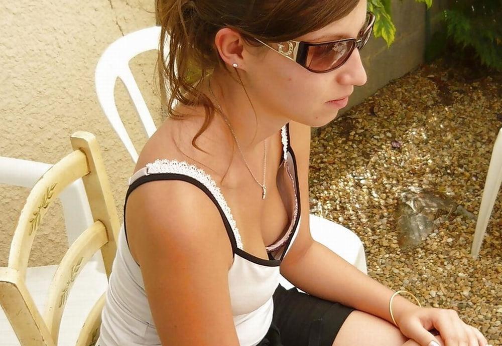 25P Downblouse &amp; Nipple Peeks 254