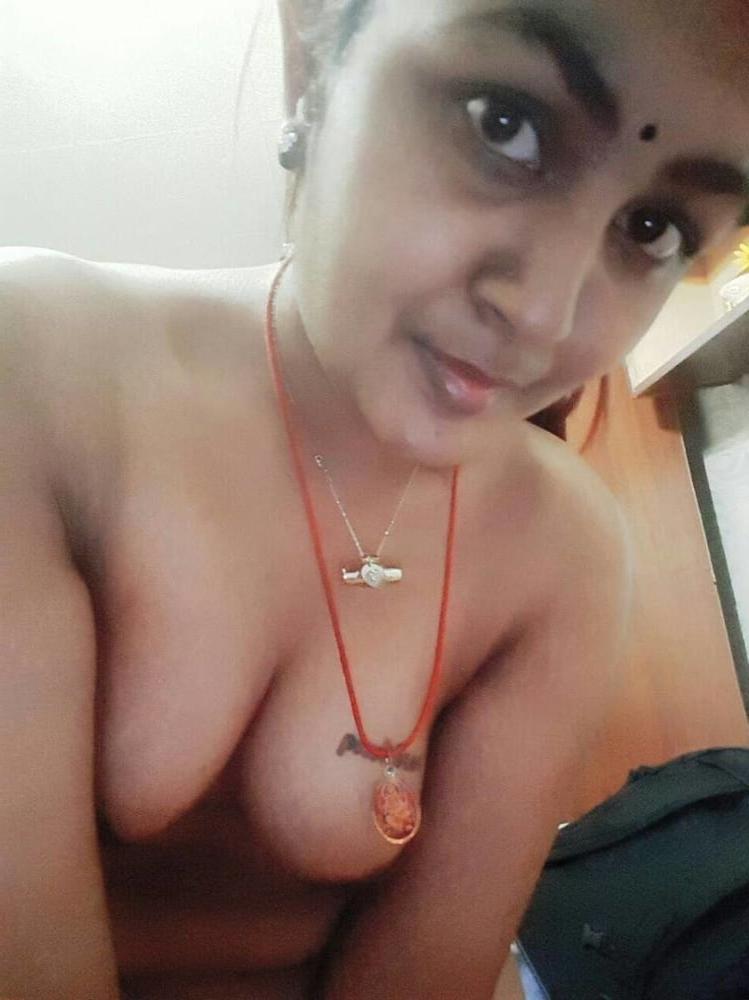 25P naked beauty