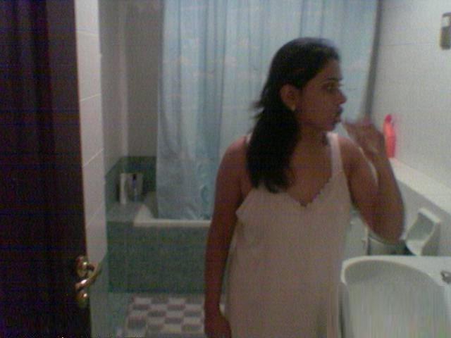 16P Desi Aunty 05