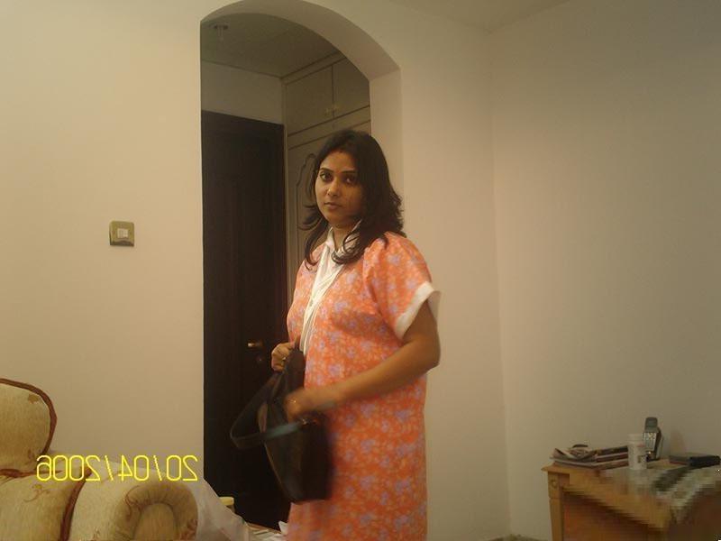 16P Desi Aunty 05