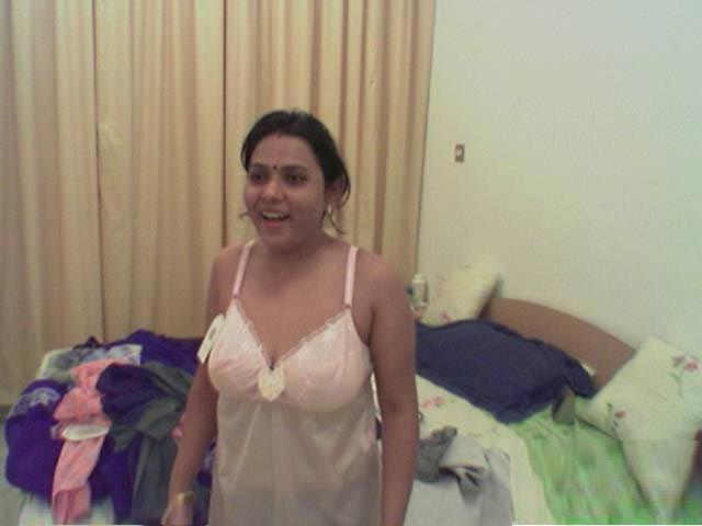 16P Desi Aunty 05