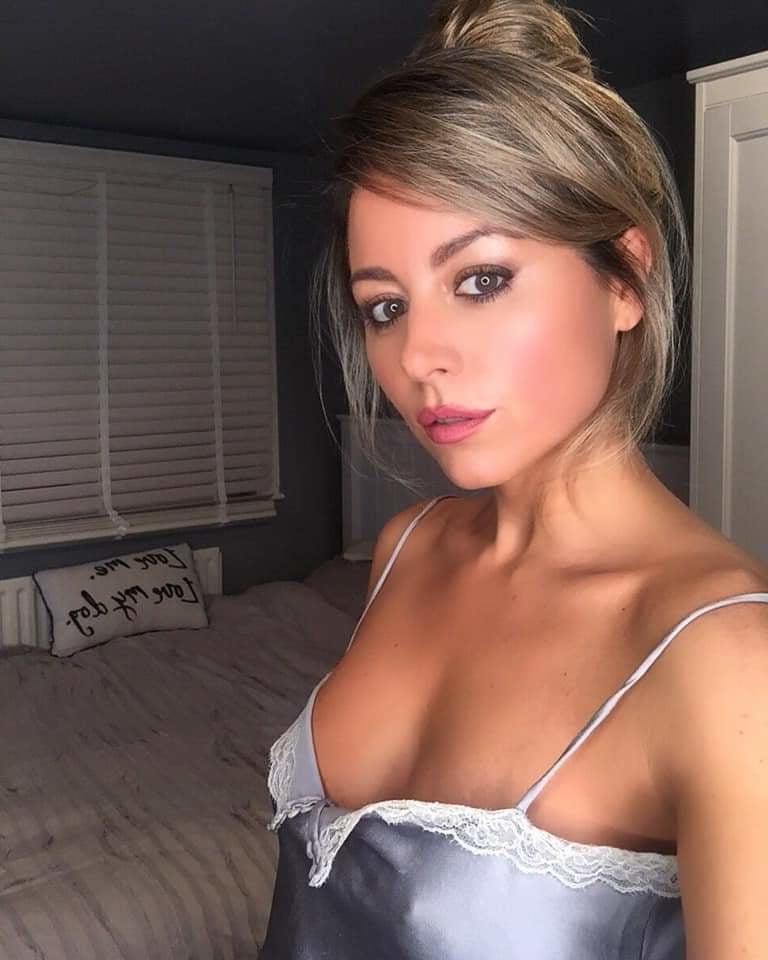 25P Pictures that make my cock hard 102