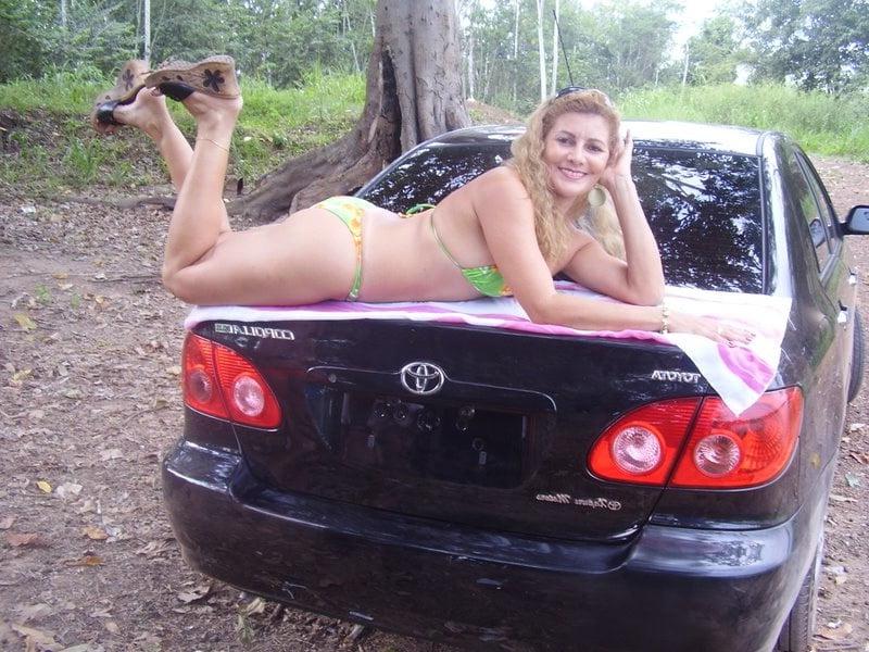 25P Compilation - women &amp; cars 01.