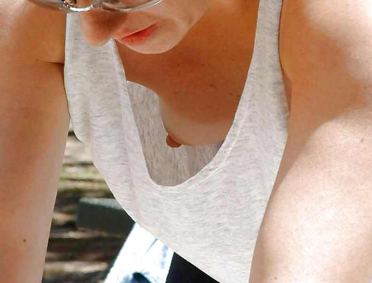 20P Downblouse and Nipple Slip 2