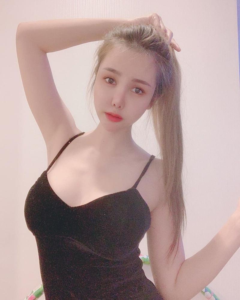 25P Armpits I Want to Lick 1