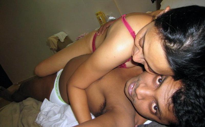 25P Desi Porn Pics 12