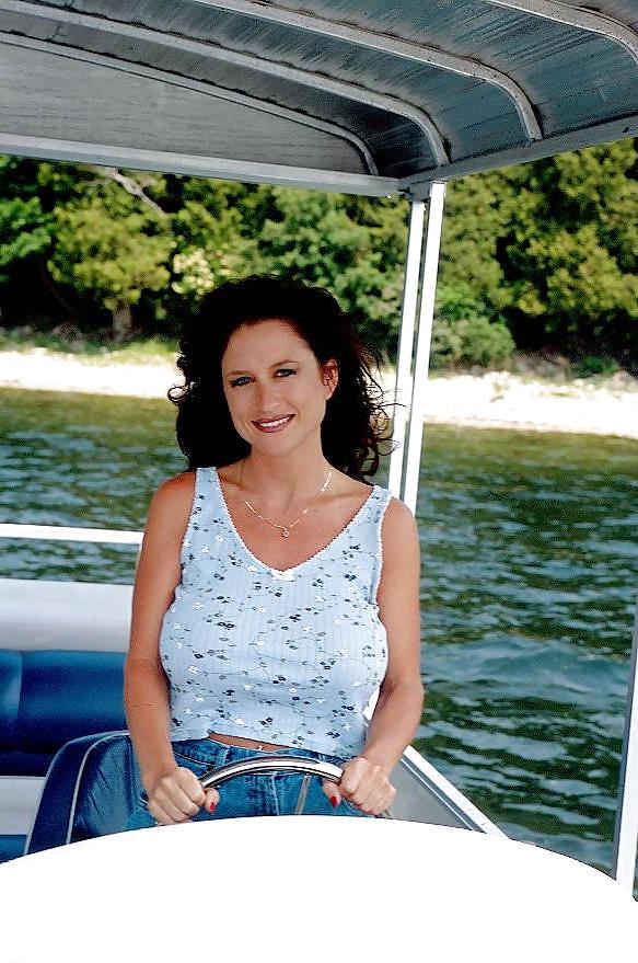 15P Elaine MILF (fun at the lake)