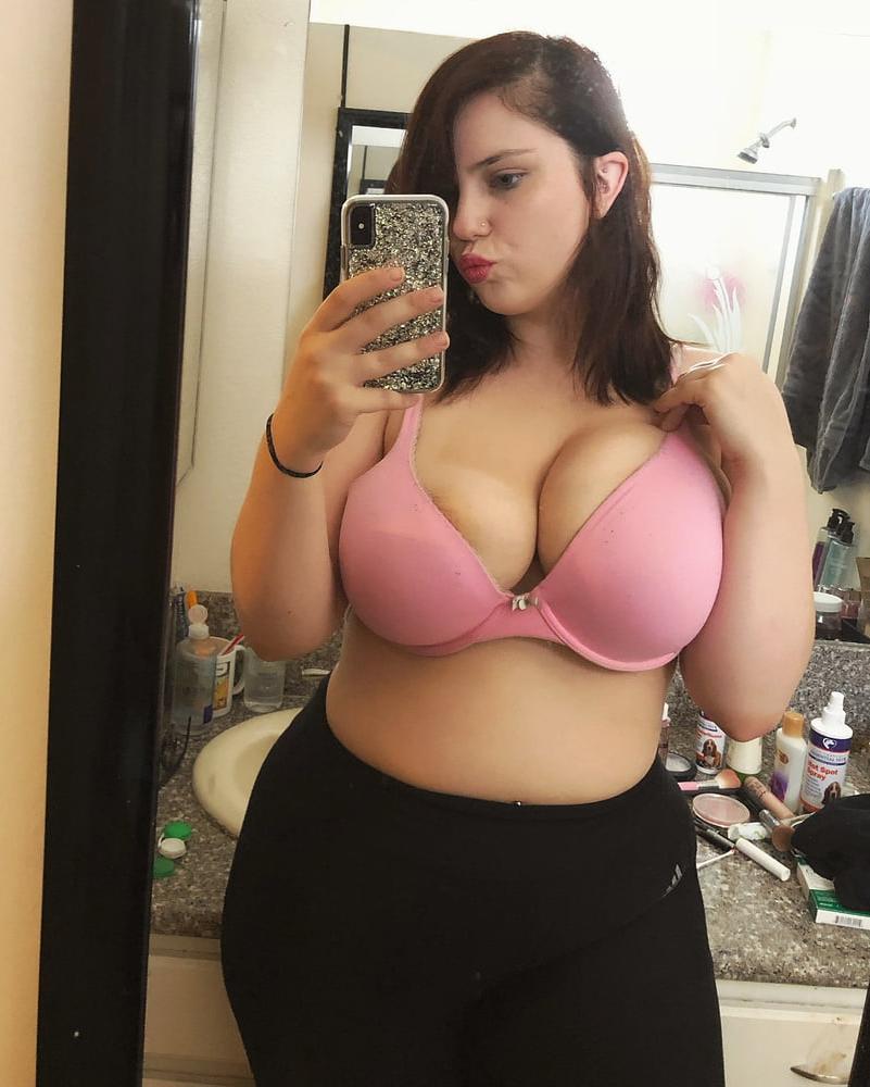 8P Chubby n Busty 11