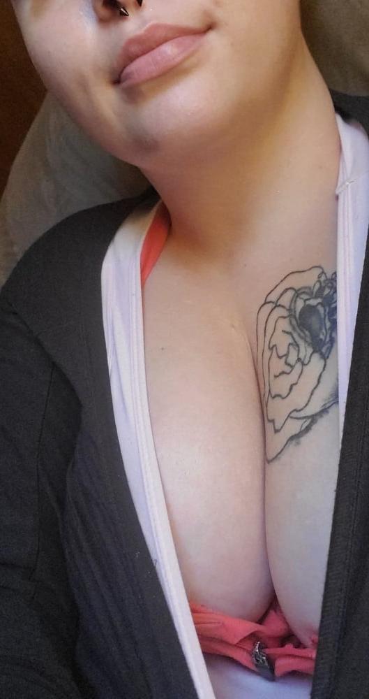 25P 40 years old and slutty
